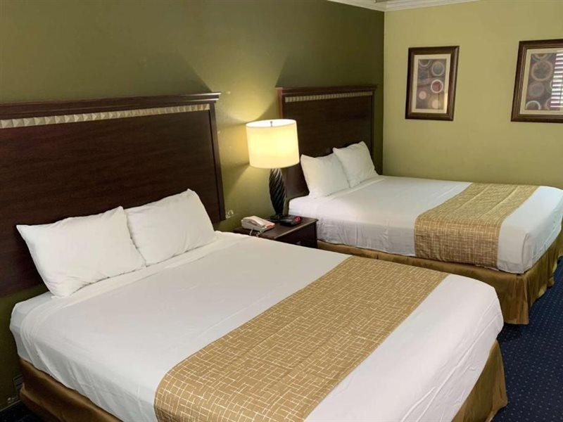 Travelodge By Wyndham Odessa Exterior foto