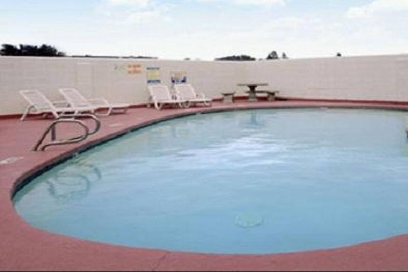 Travelodge By Wyndham Odessa Exterior foto